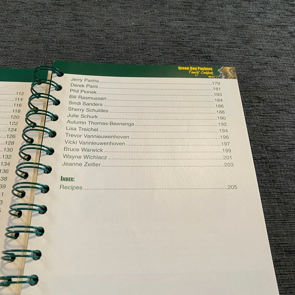 Green Bay Packers Family Cookbook Vol 2 2001 Brett Favre Recipes